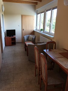 AP2 - 2-bedroom unit/suit